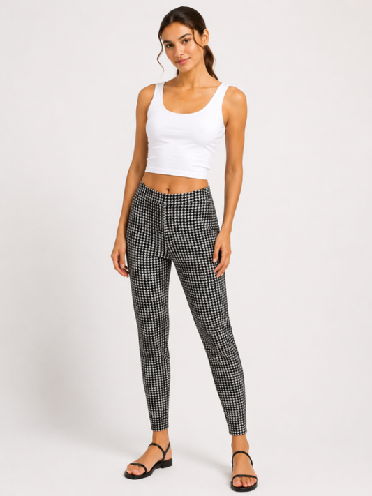 Van Heusen Pants 34 Black and White